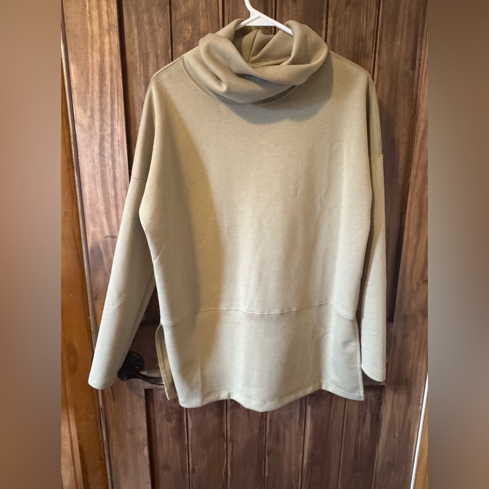 Dear Scarlett Jet Set Vienna Cowl Neck Pullover Sweatshirt Sage Medium NWOT